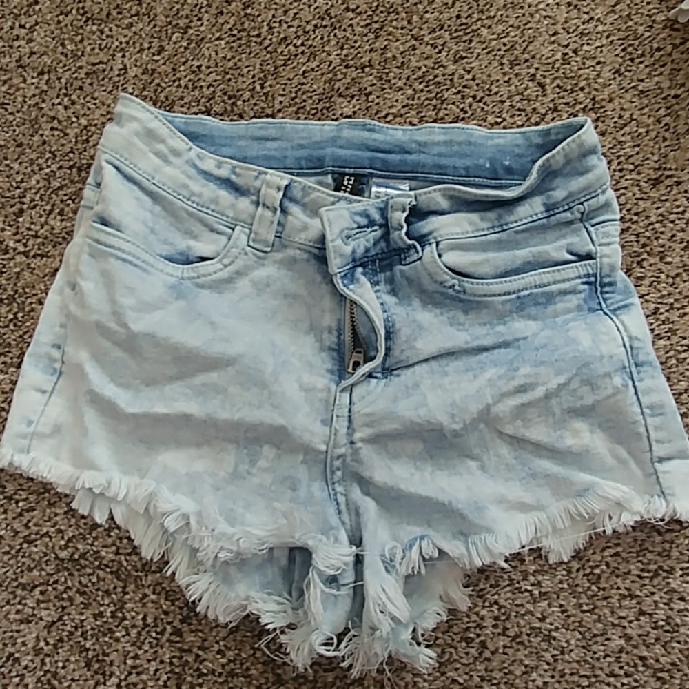Bleached style raw hem jean shorts
